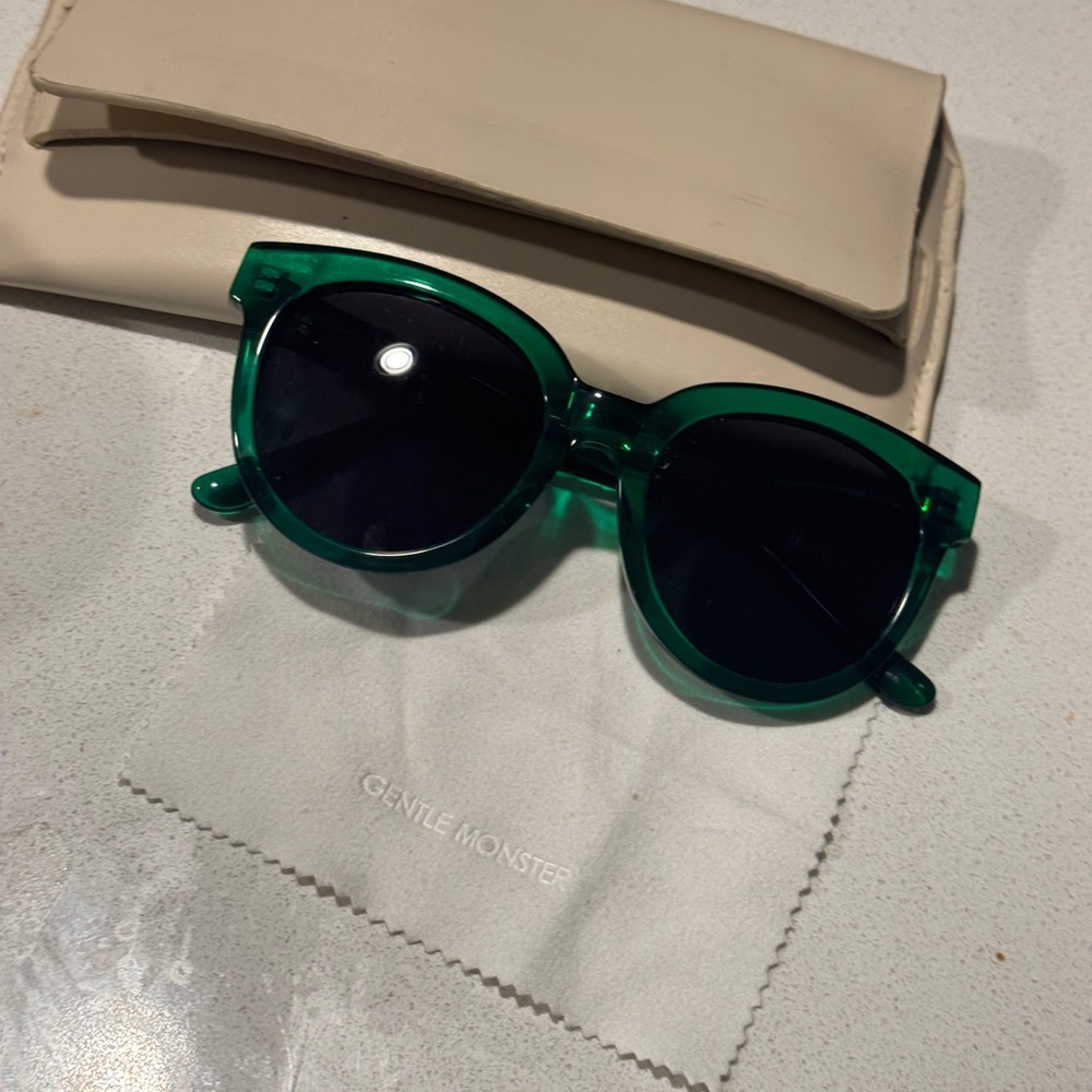 Gentle Monster Emerald Sunglasses